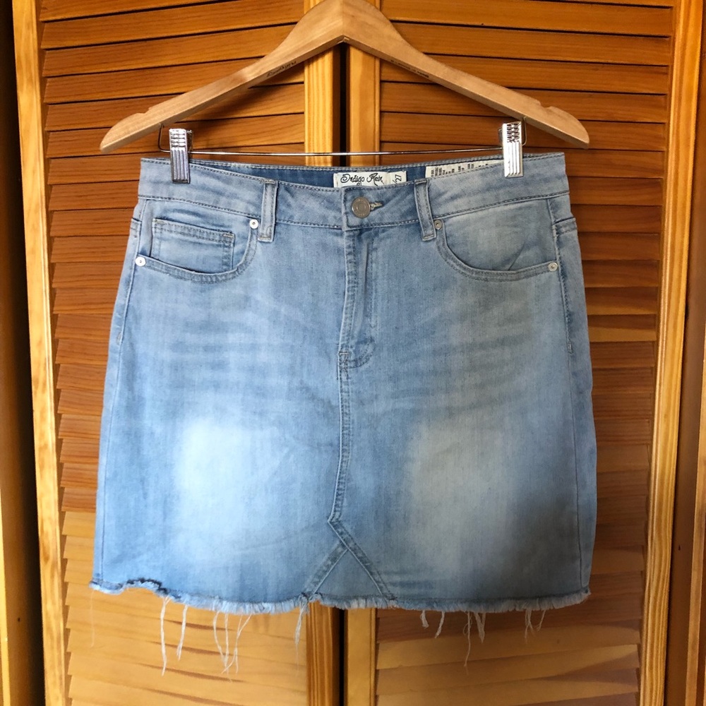 Indigo Rein Light Wash Denim Mini Skirt 27